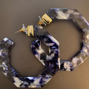 NWOT Boutique Earrings Acrylic Hoops